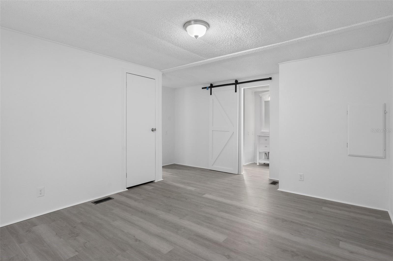 Image 22 of 32 For 7085 Toucan Trail