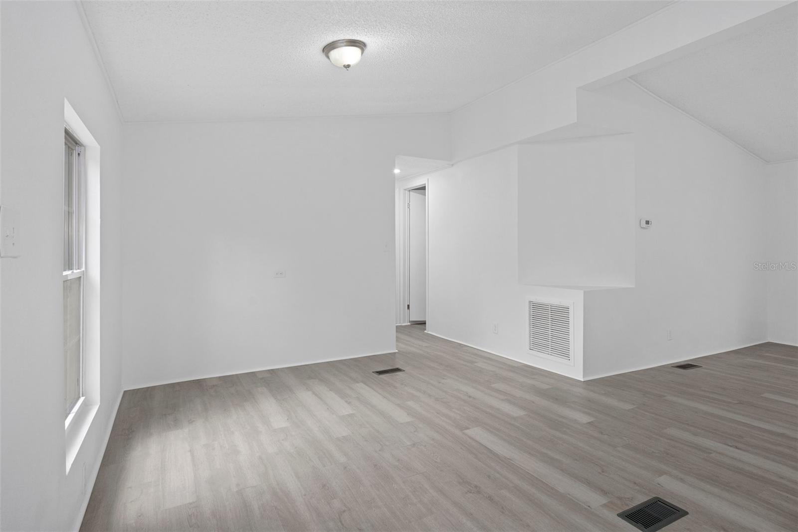 Image 6 of 32 For 7085 Toucan Trail