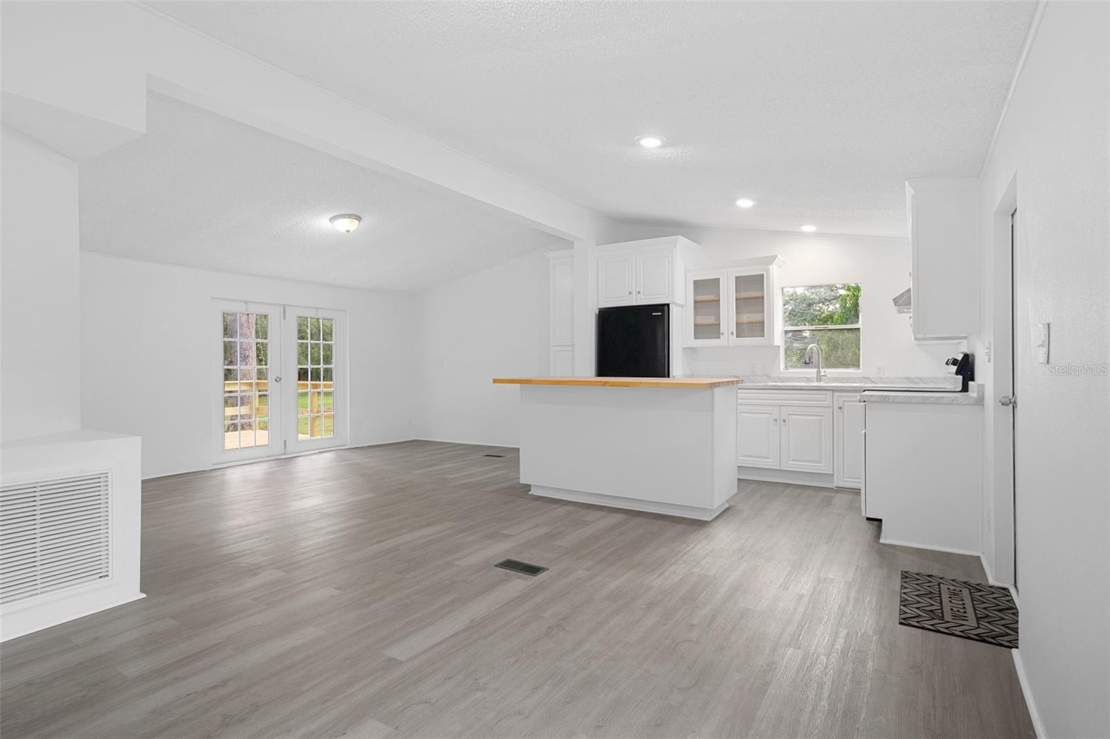 Image 9 of 32 For 7085 Toucan Trail