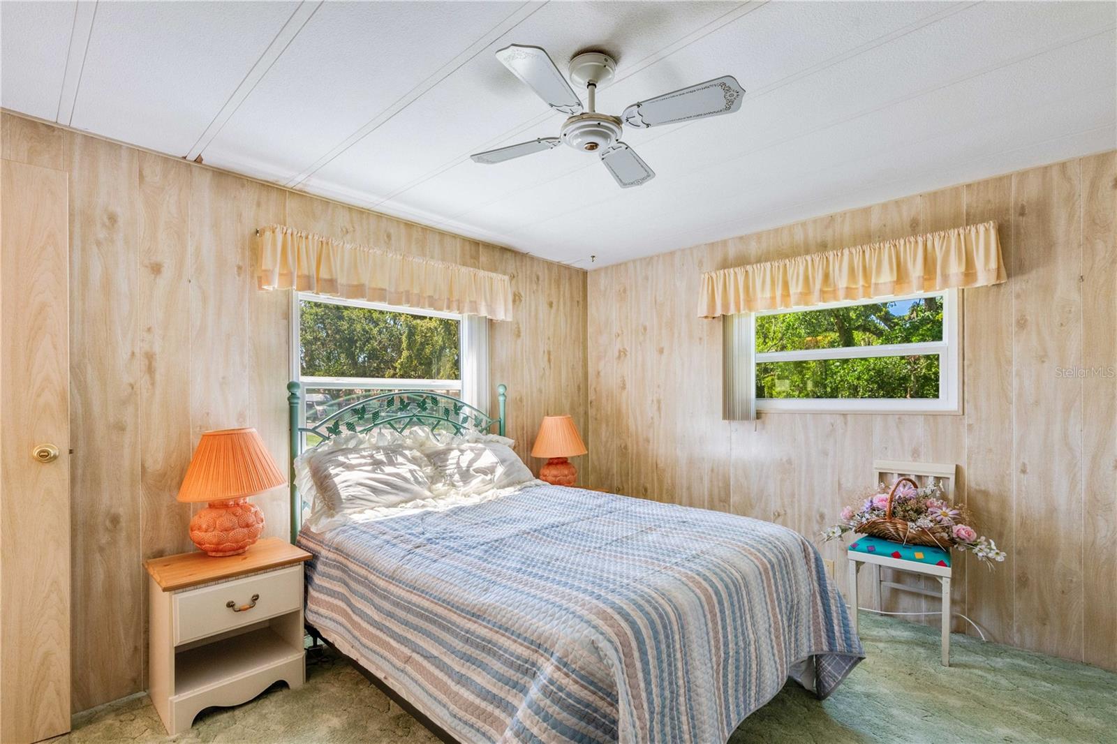 Image 15 of 39 For 37812 Valencia Avenue