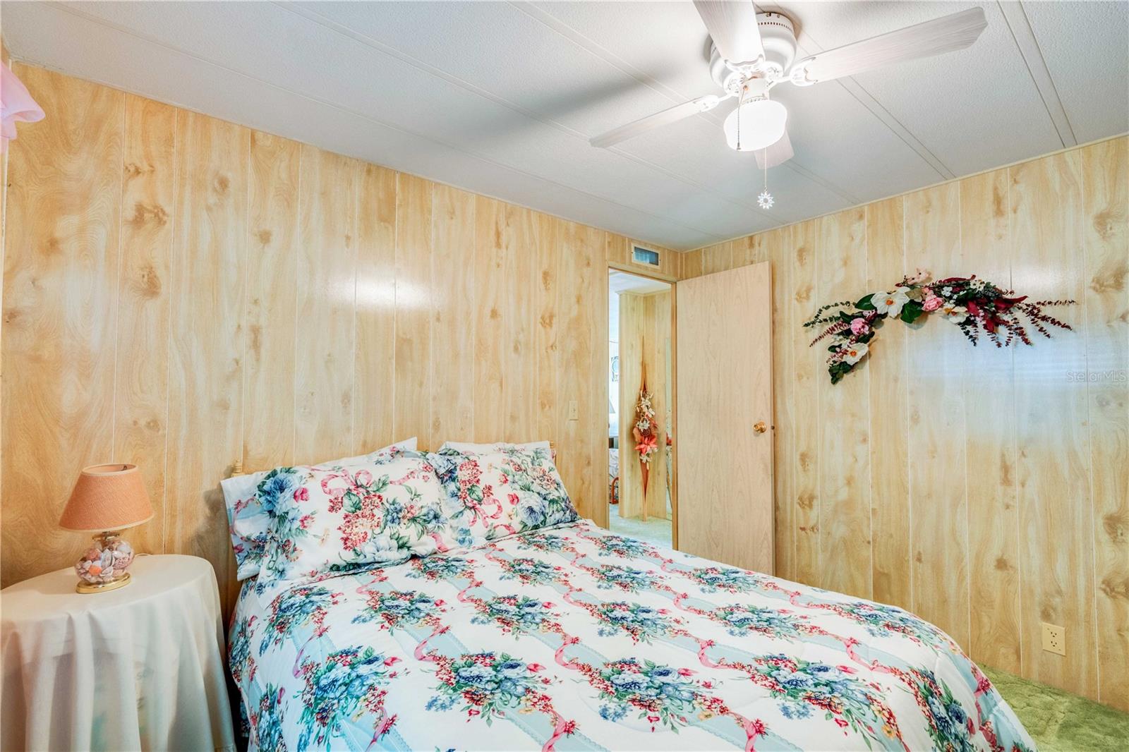 Image 20 of 39 For 37812 Valencia Avenue