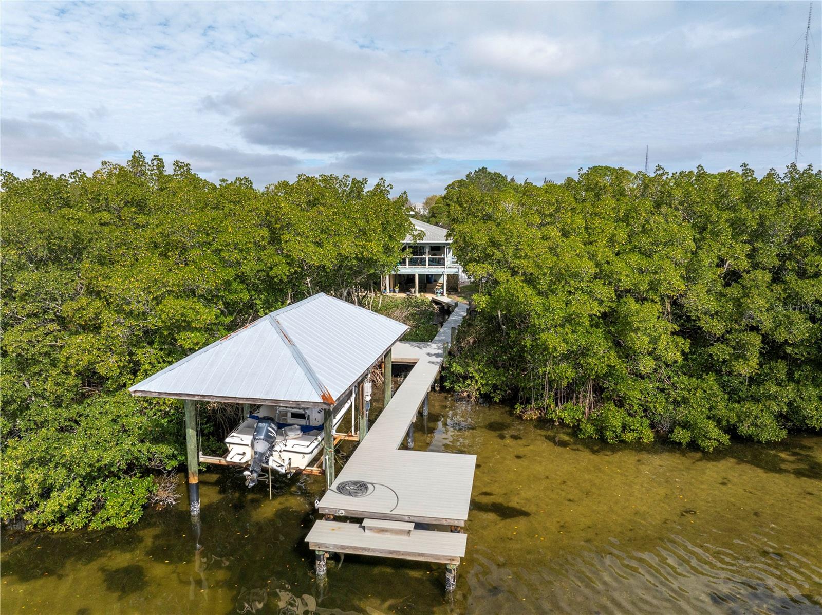 Image 10 of 18 For 734 Weedon Drive Ne