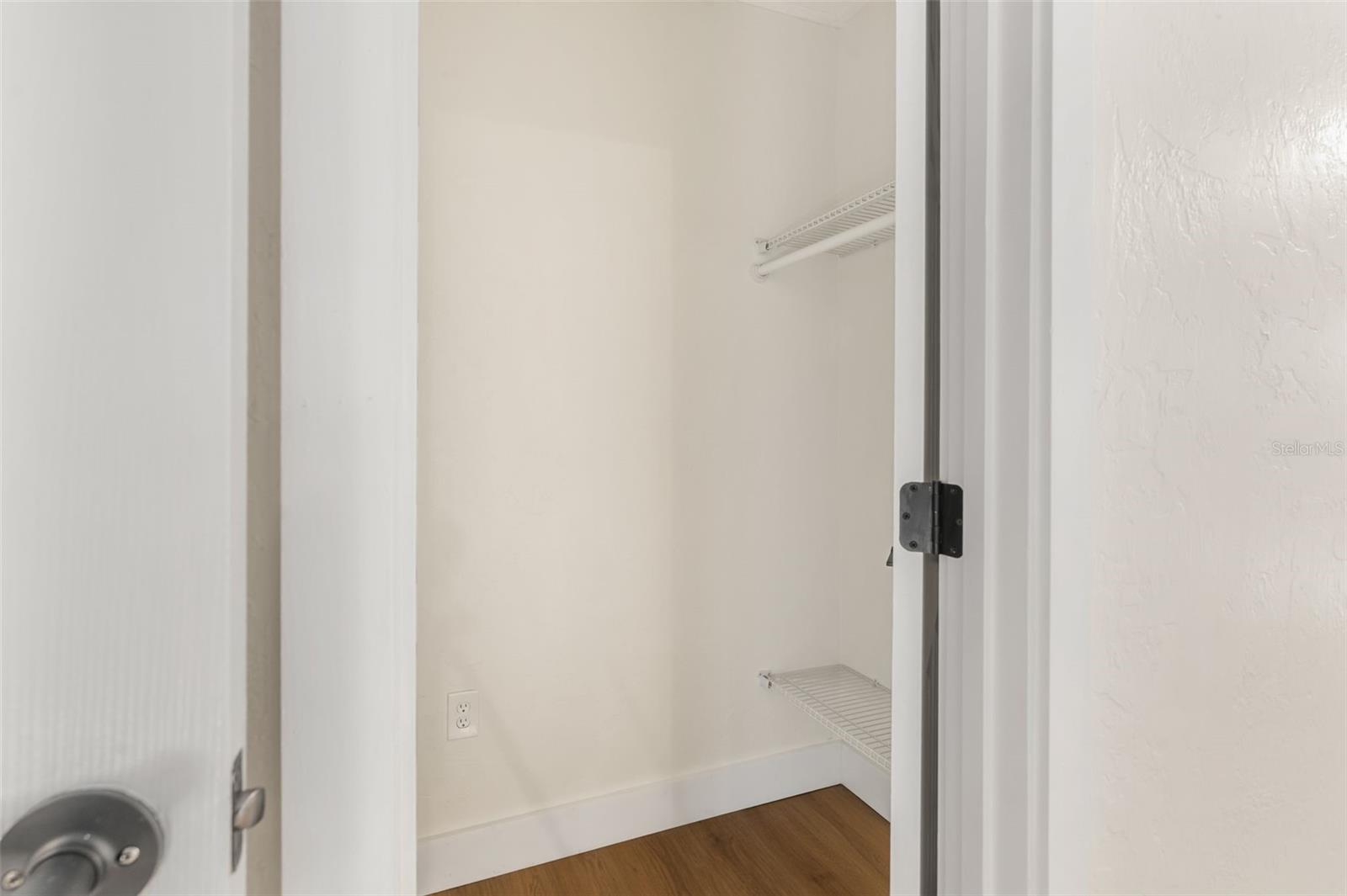 Image 23 of 29 For 5630 27th Terrace