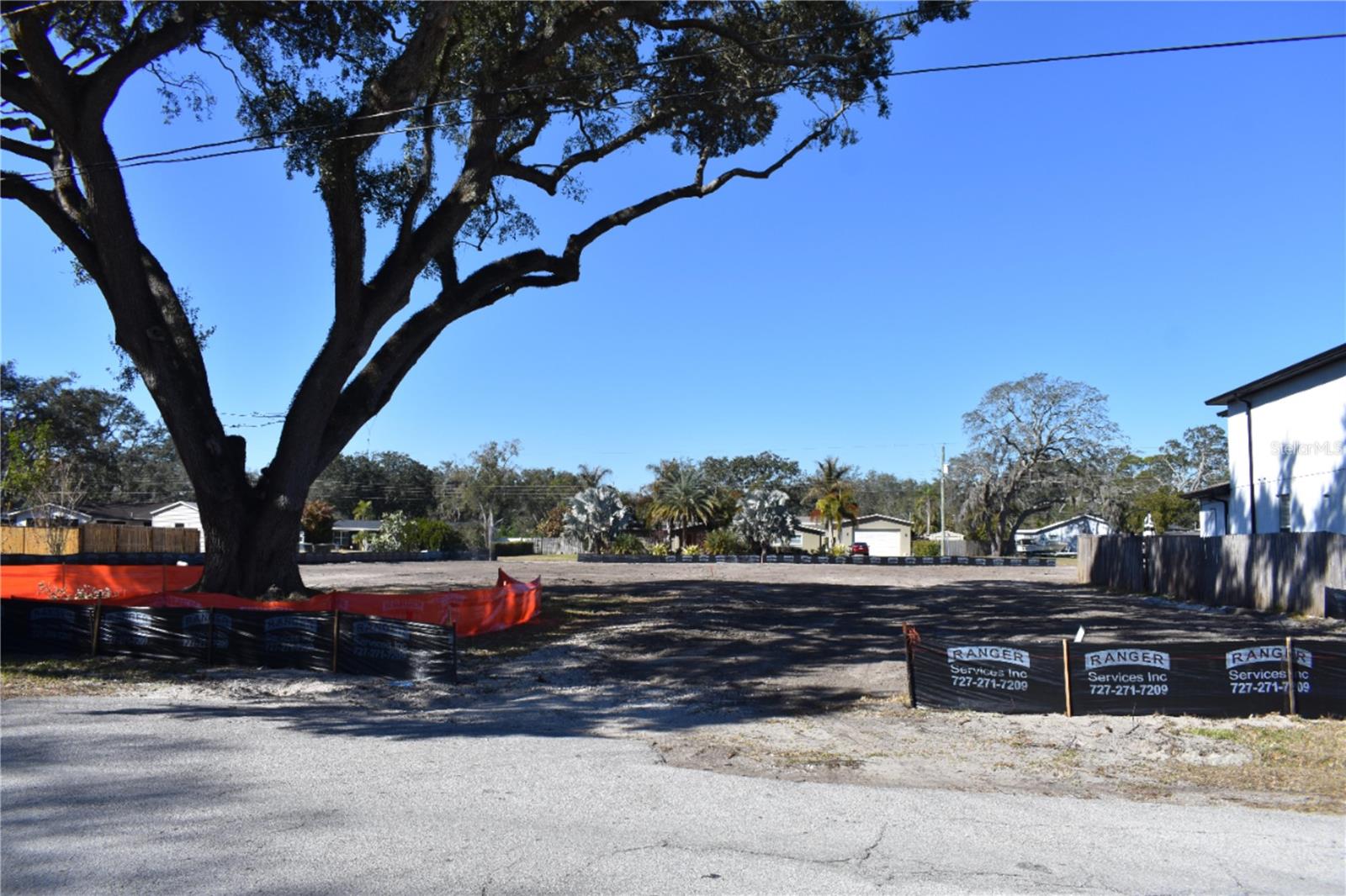 Image 3 of 6 For 12910 Forest Hills Drive B