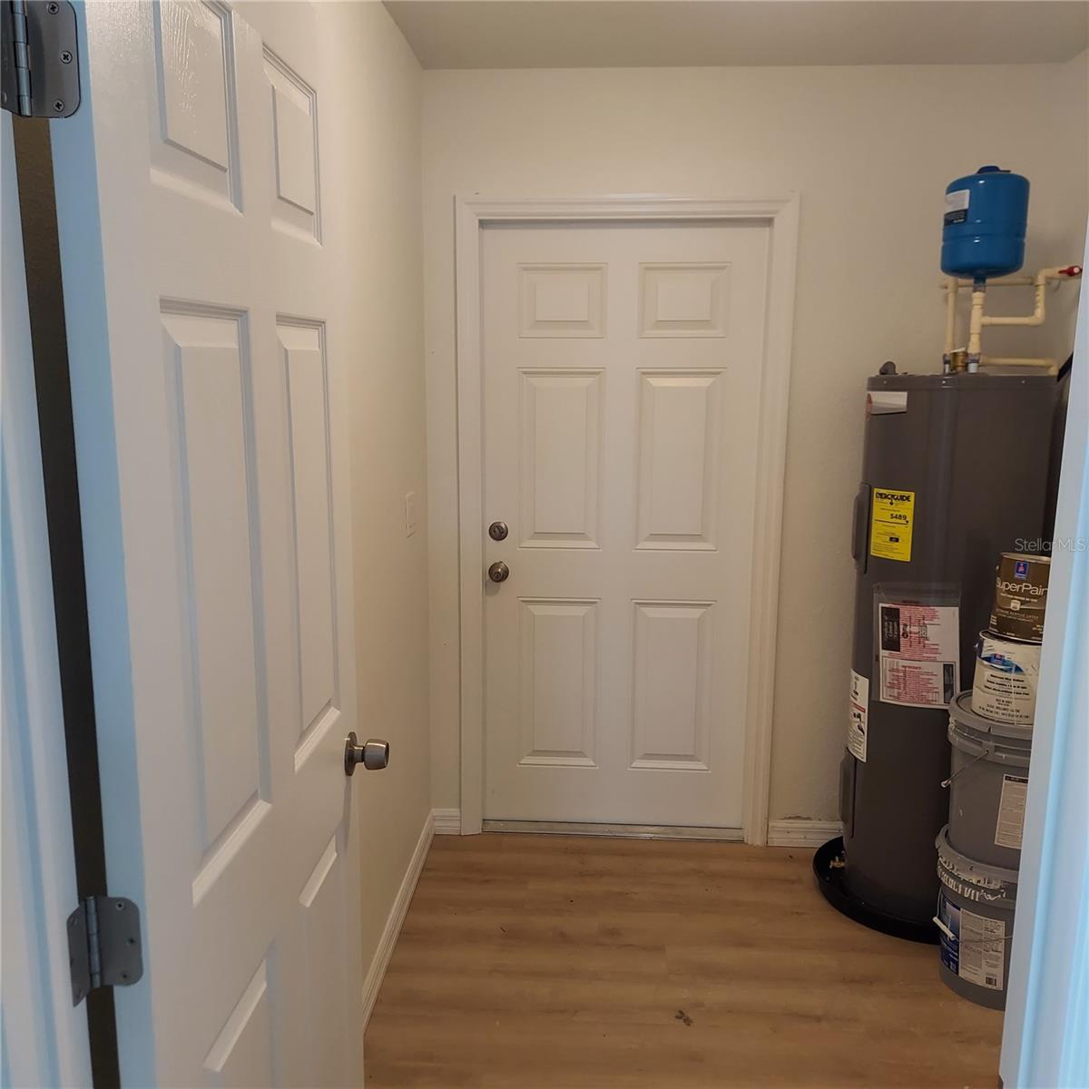 Image 14 of 19 For 986 1st Street