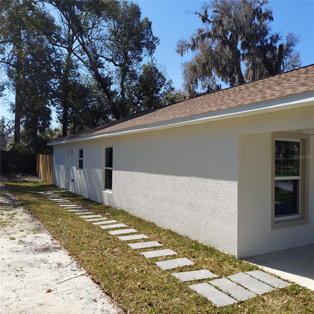 Image 17 of 19 For 986 1st Street