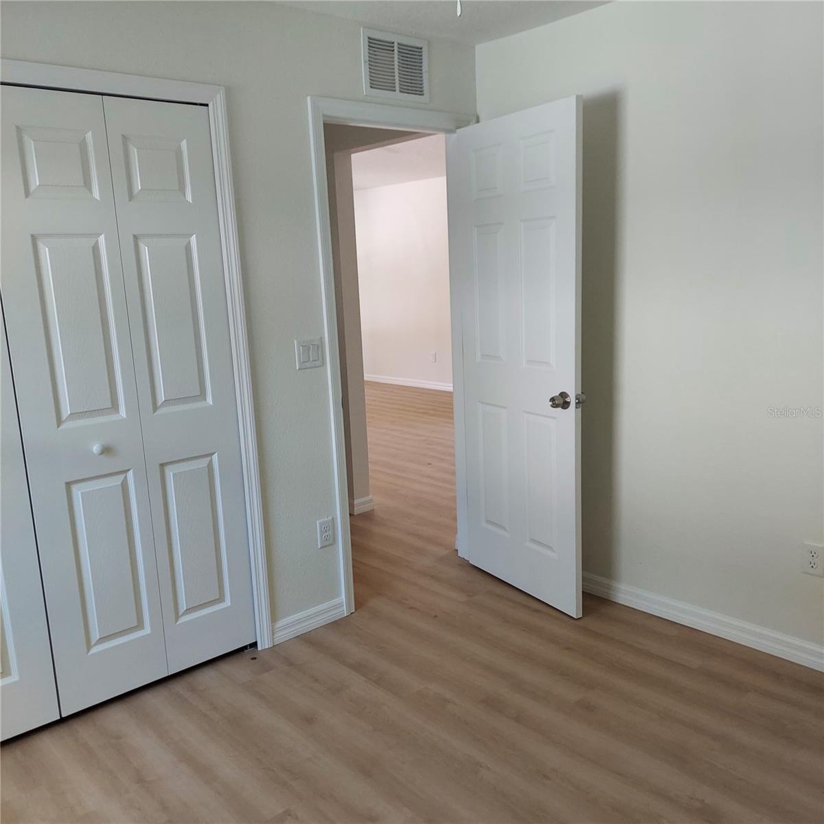 Image 7 of 19 For 986 1st Street