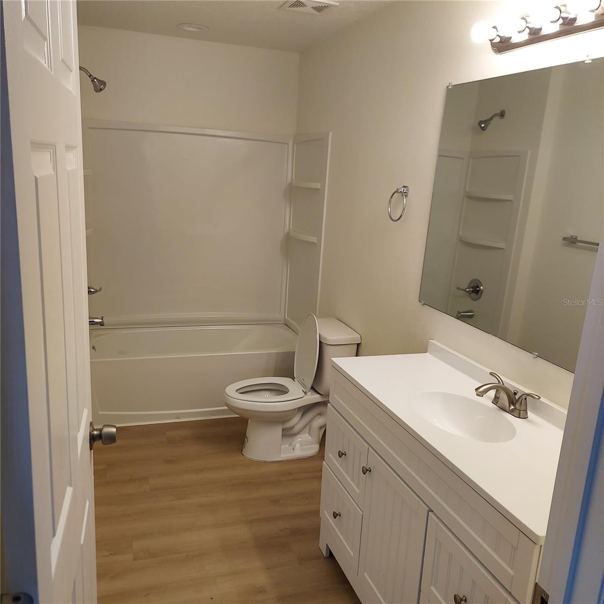 Image 9 of 19 For 986 1st Street