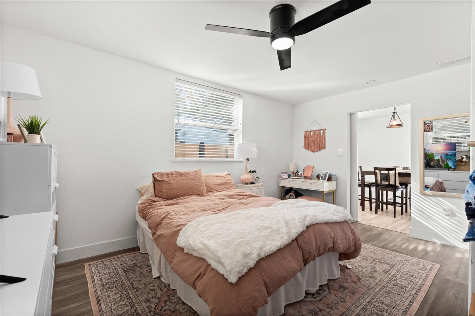 Image 4 of 22 For 775 39th Avenue Ne