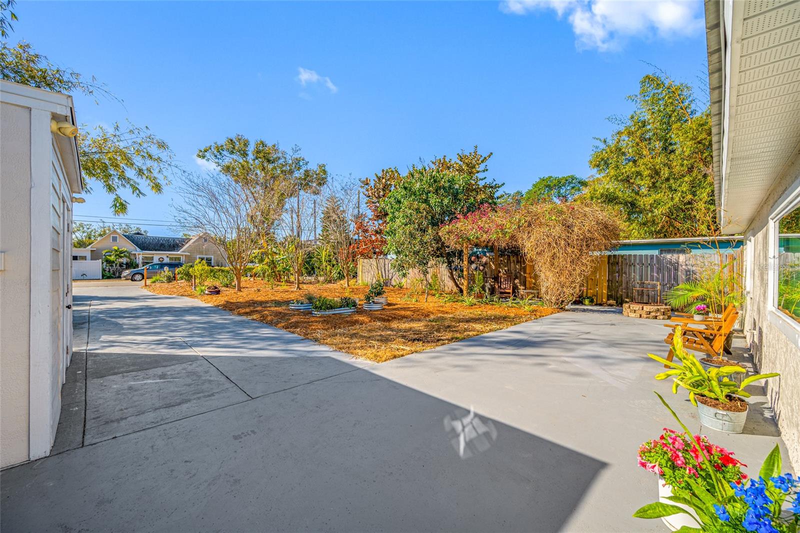 Image 12 of 67 For 1745 11th Avenue N