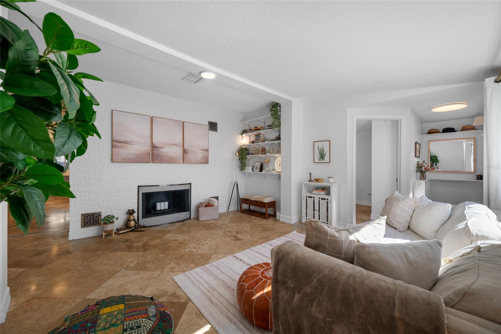 Image 21 of 67 For 1745 11th Avenue N