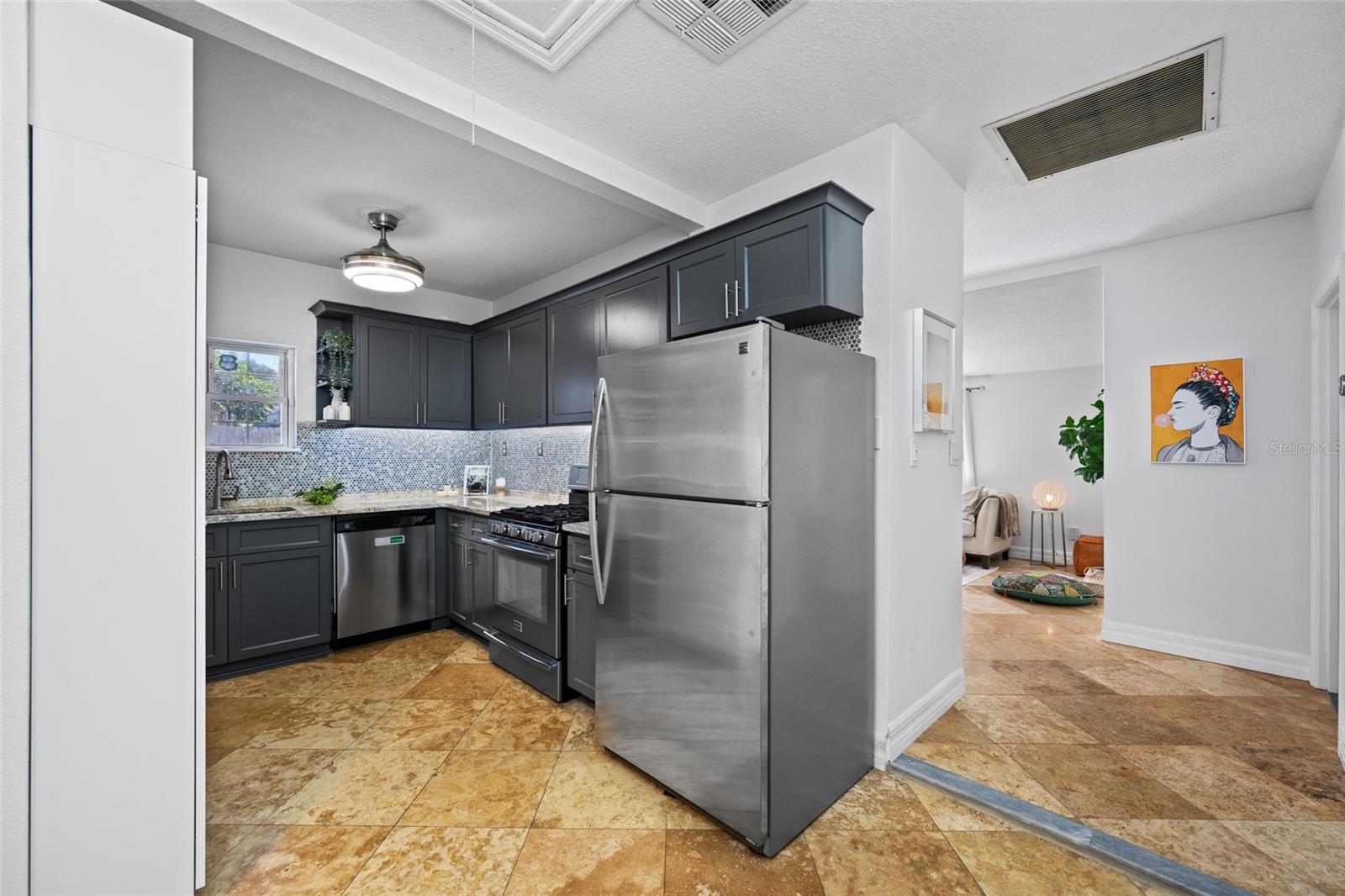 Image 29 of 67 For 1745 11th Avenue N