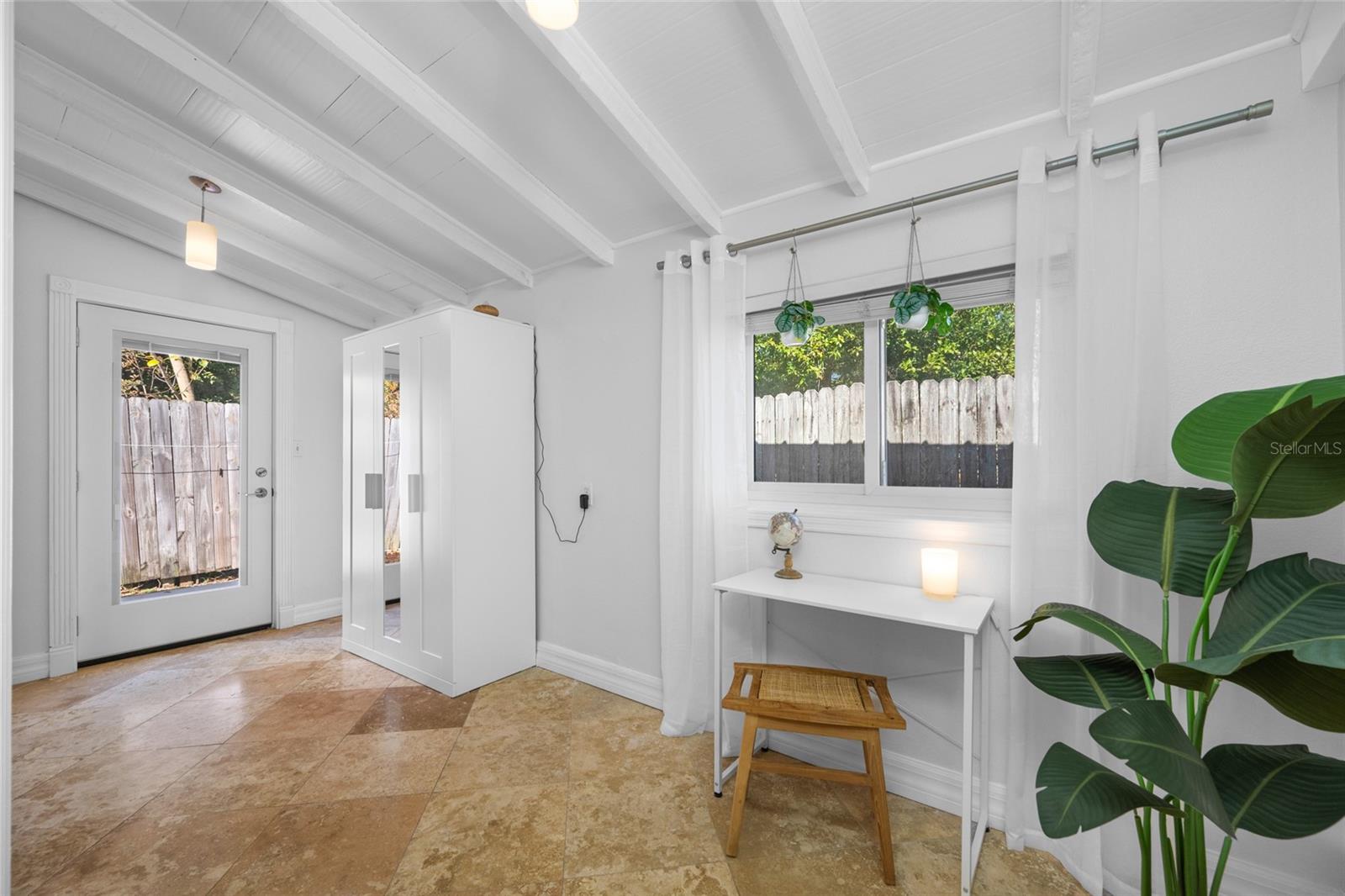 Image 39 of 67 For 1745 11th Avenue N