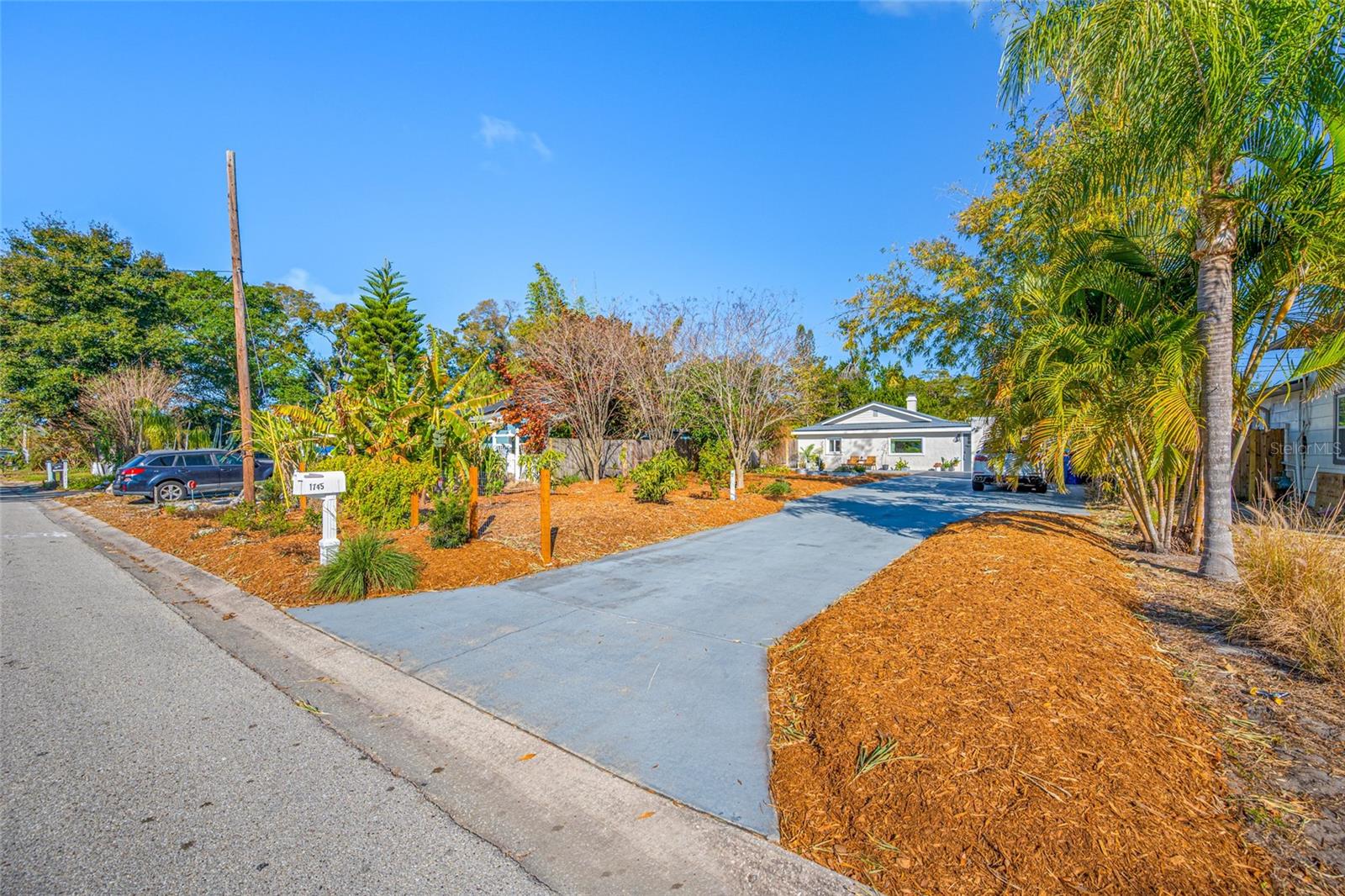 Image 4 of 67 For 1745 11th Avenue N