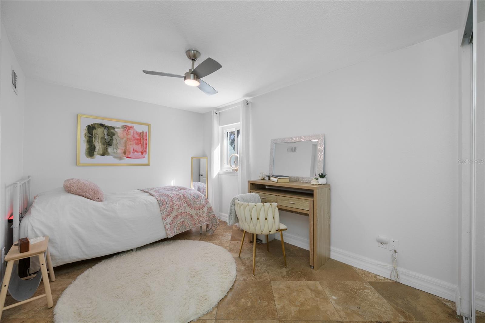 Image 42 of 67 For 1745 11th Avenue N