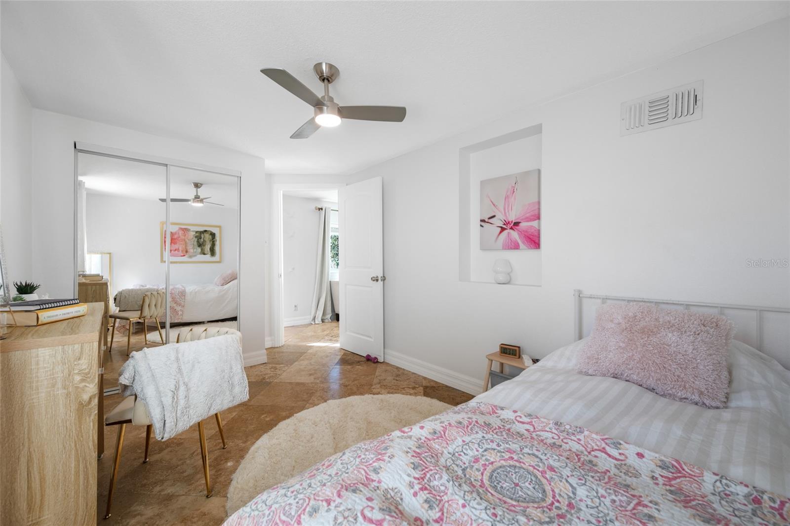 Image 44 of 67 For 1745 11th Avenue N