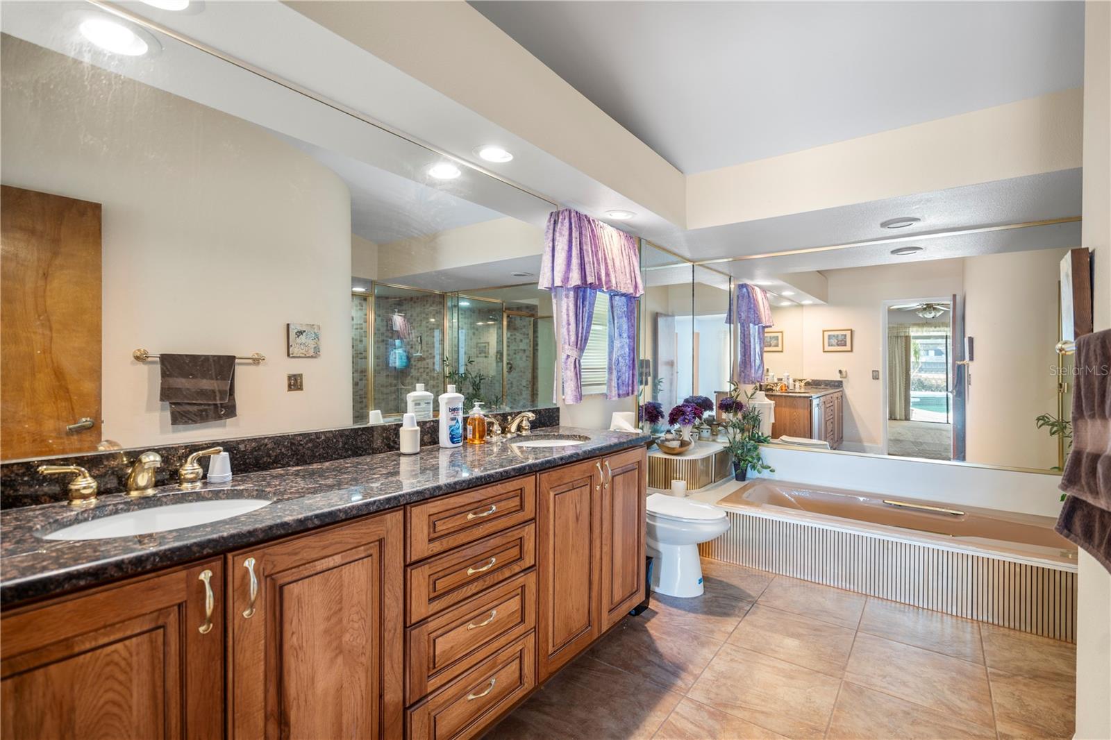 Image 23 of 45 For 1511 Kyle Court