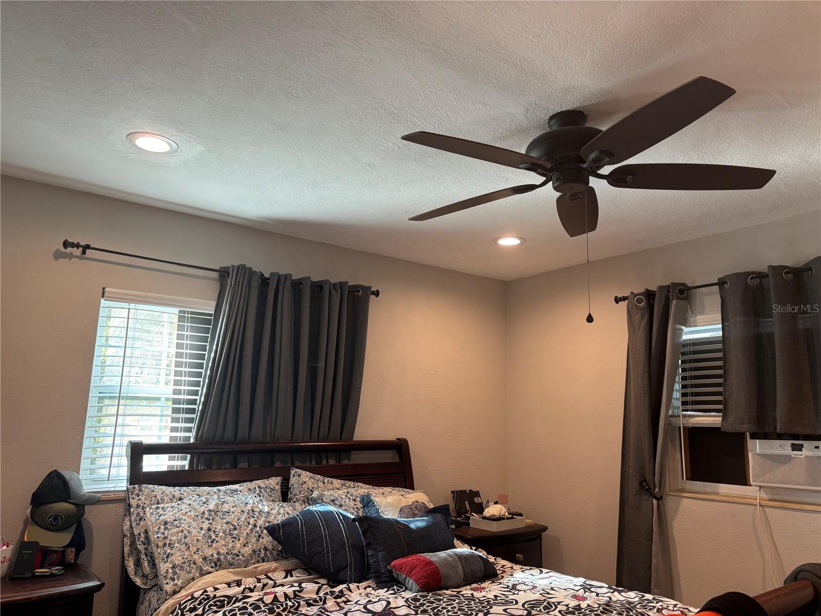 Image 8 of 11 For 11736 Marjory Avenue