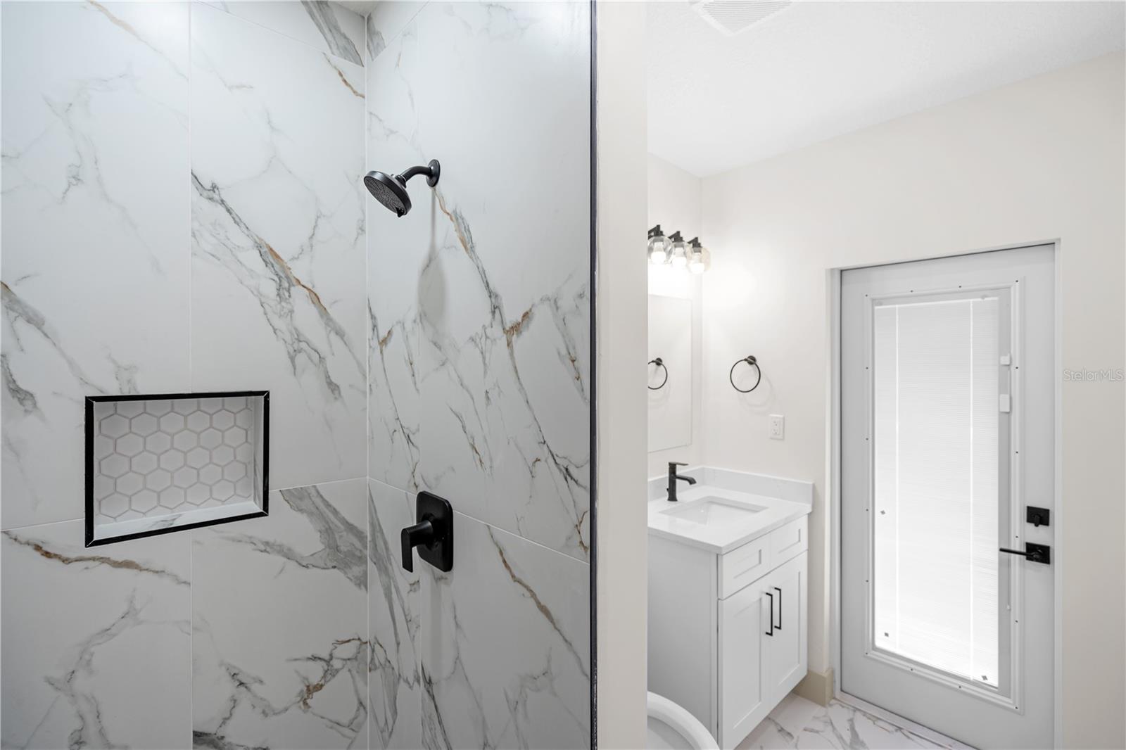 Listing photo id 37 for 567 Baywood Drive S