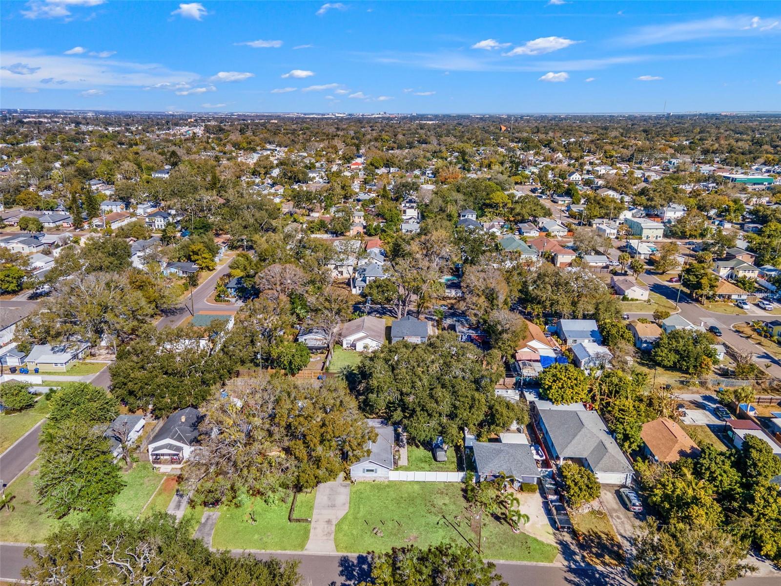 Image 15 of 22 For 1747 26th Avenue N