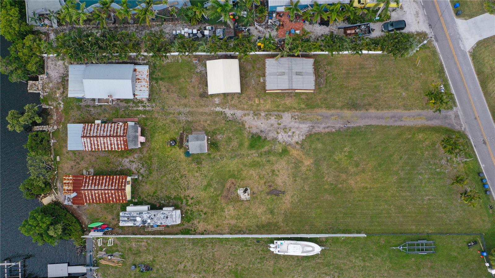 Image 4 of 10 For 3306 Shell Point Road