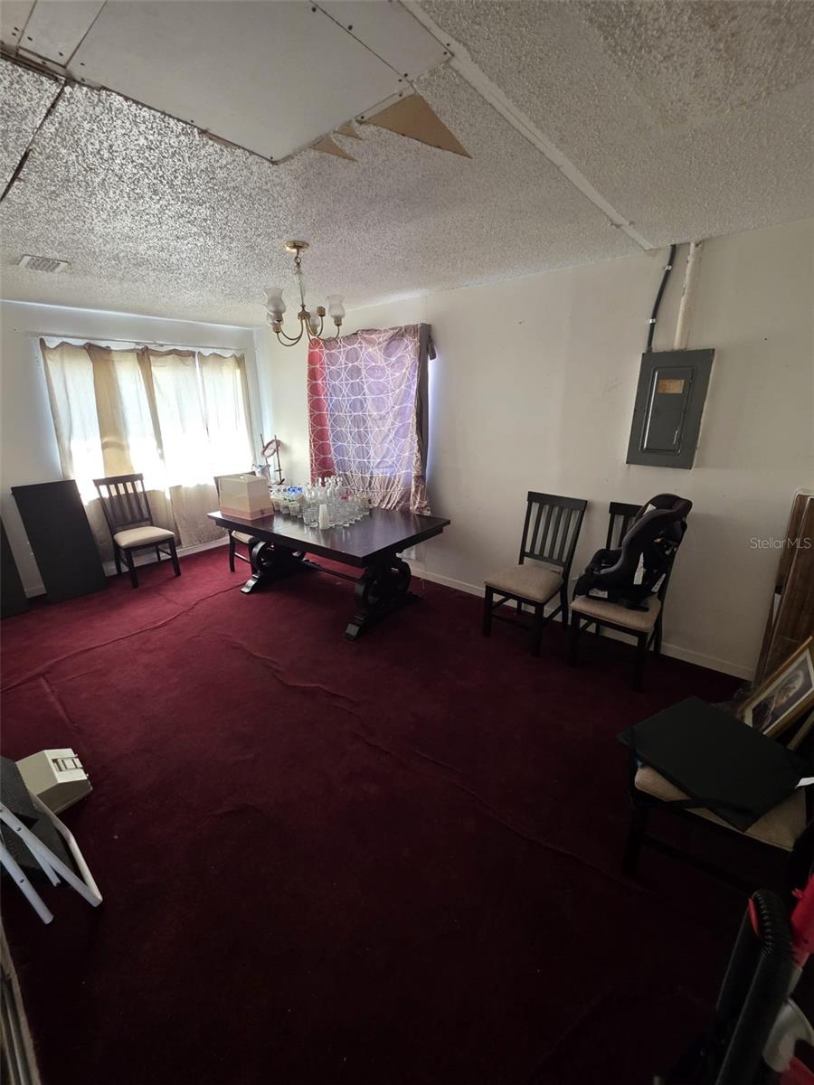 Image 8 of 19 For 2215 Emma Street