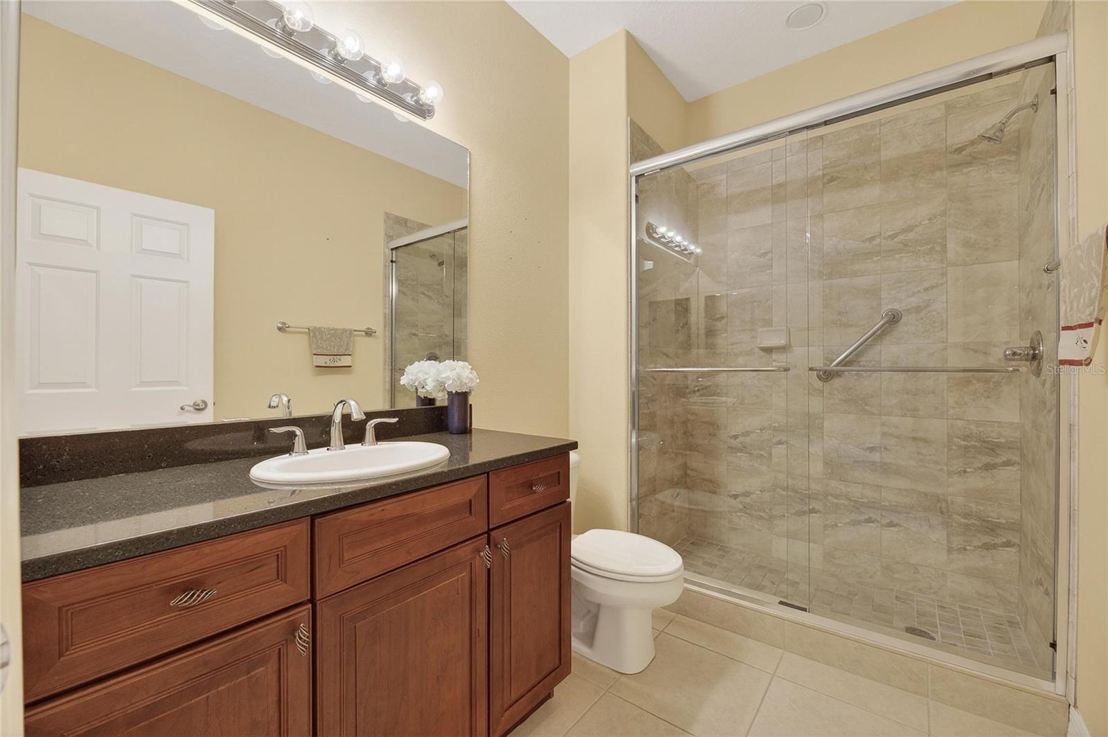 Image 18 of 49 For 1420 Emerald Dunes Drive