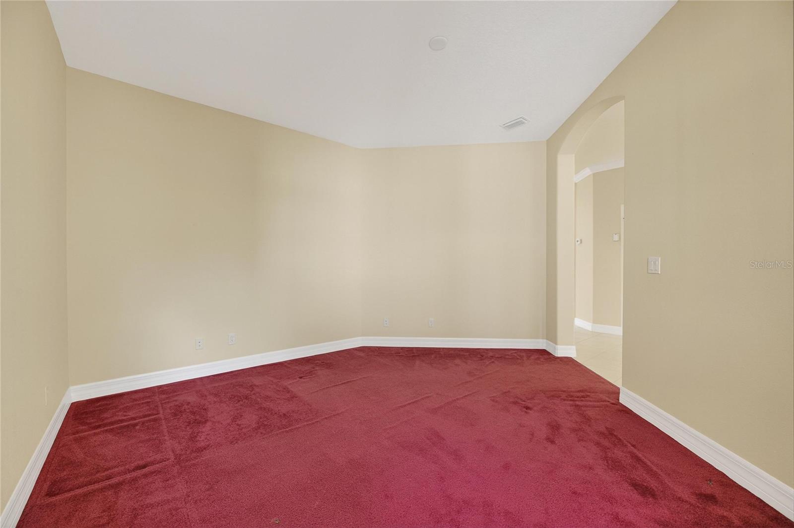 Image 33 of 49 For 1420 Emerald Dunes Drive