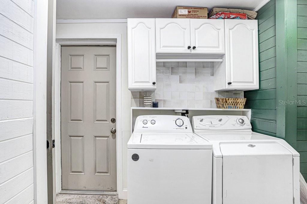 Listing photo id 26 for 1812 Crawford Street