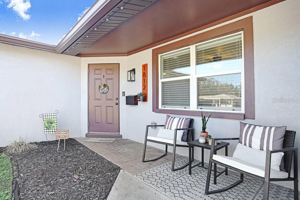 Listing photo id 2 for 1812 Crawford Street