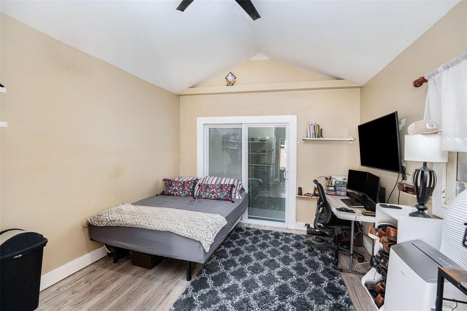 Image 14 of 22 For 2024 Oakdale Way