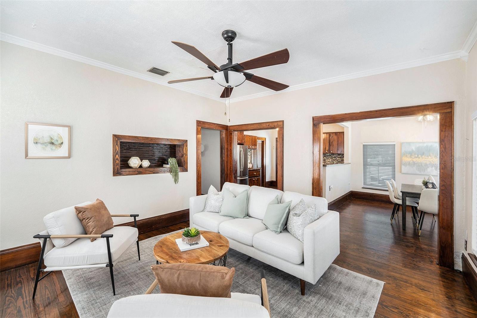 Image 3 of 22 For 2024 Oakdale Way