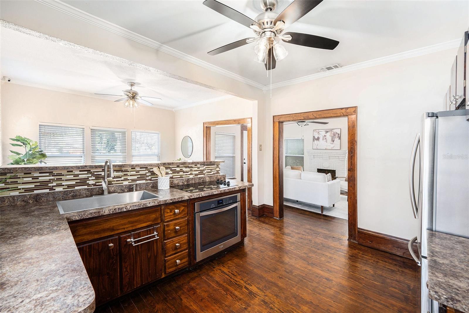 Image 8 of 22 For 2024 Oakdale Way