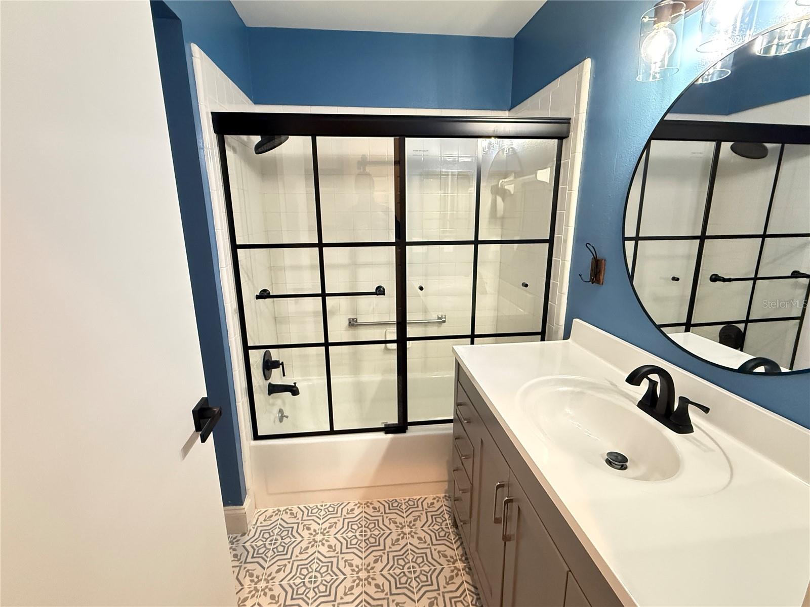 Image 32 of 59 For 2309 Mooney. Place