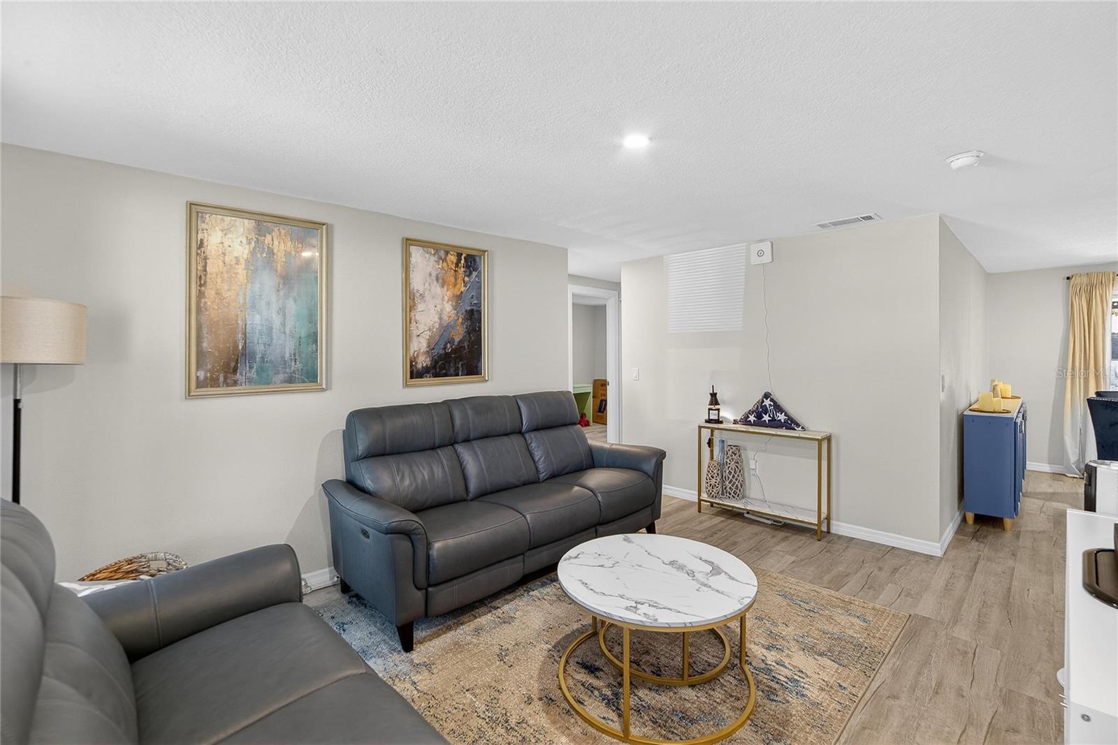 Image 8 of 22 For 3706 Mistwood Drive