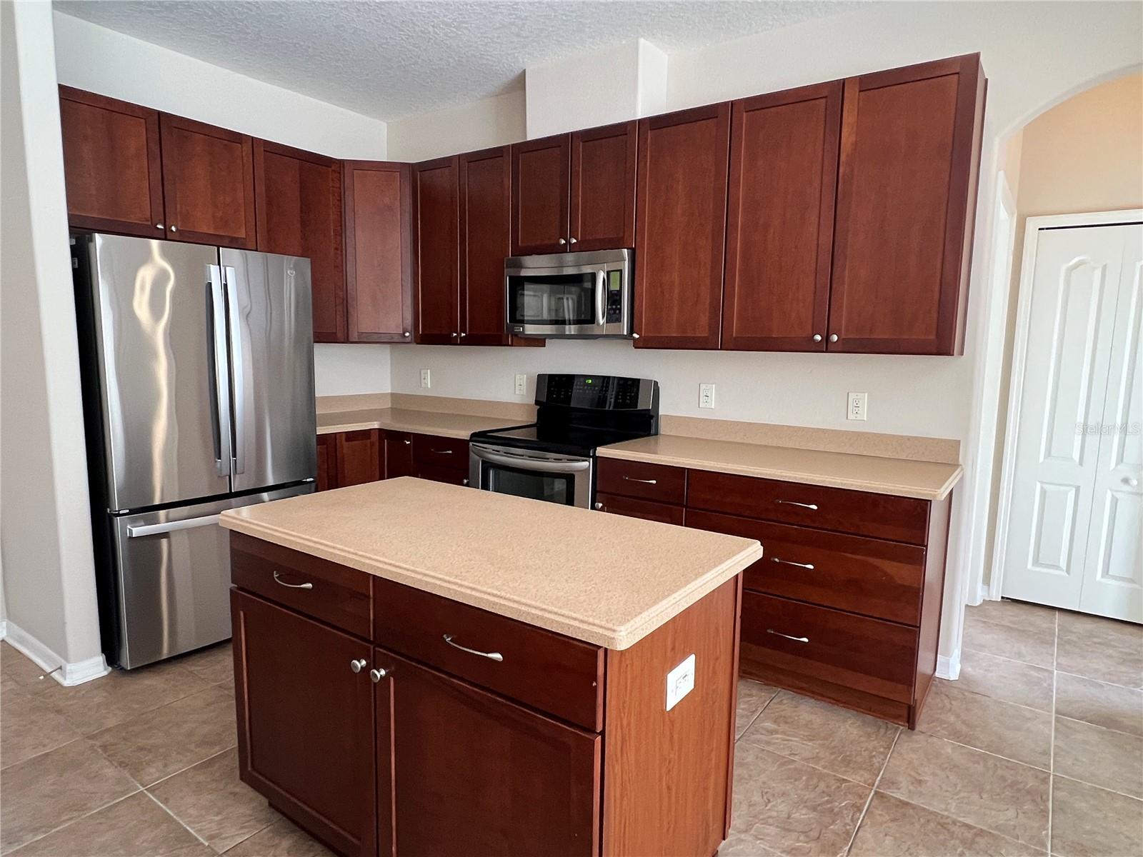 Image 2 of 28 For 17800 Ayrshire Boulevard