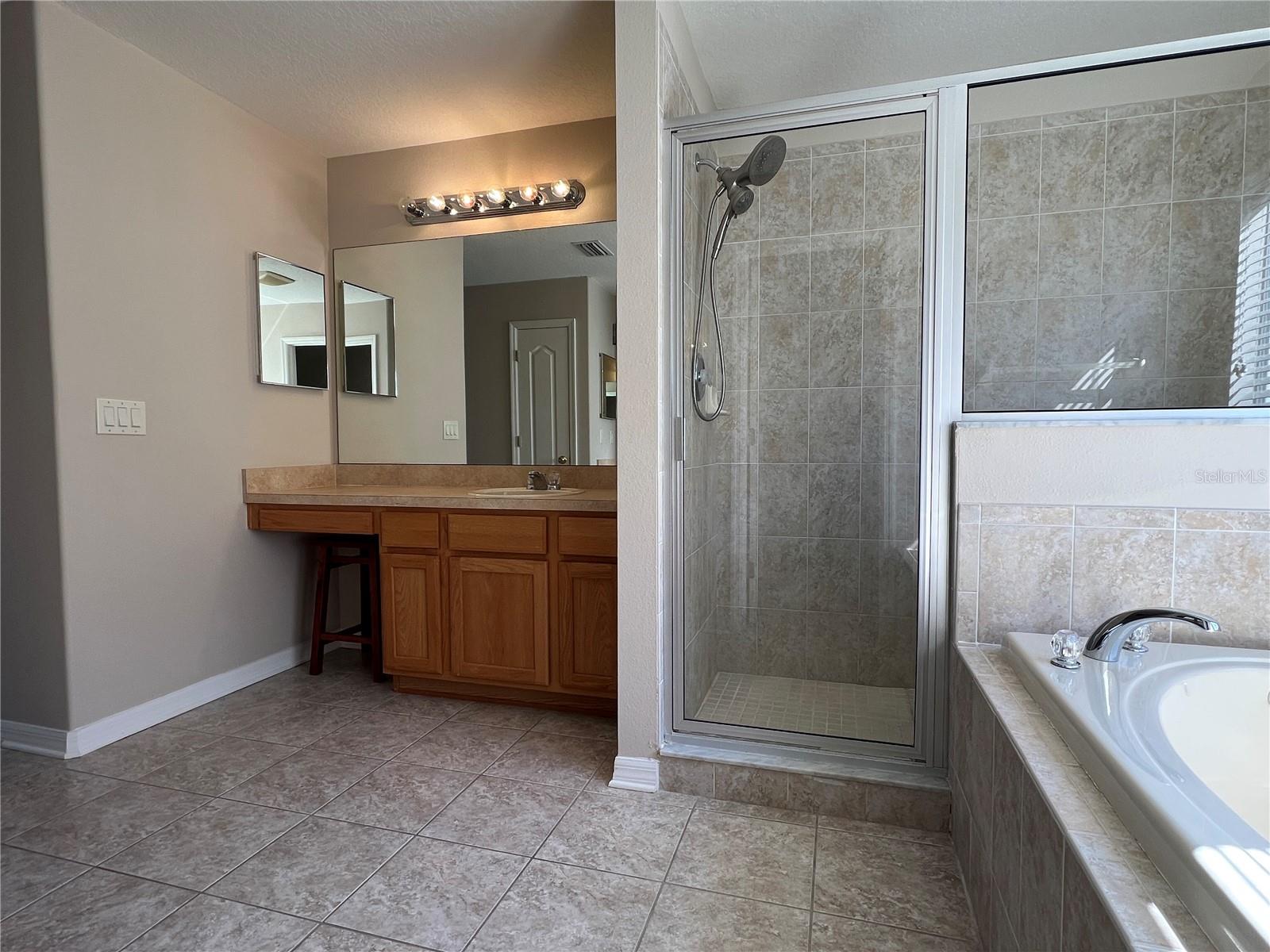 Image 20 of 28 For 17800 Ayrshire Boulevard