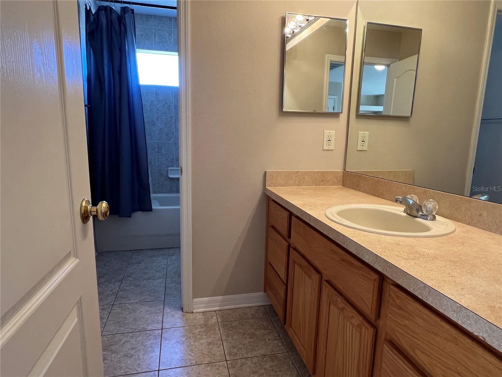 Image 23 of 28 For 17800 Ayrshire Boulevard