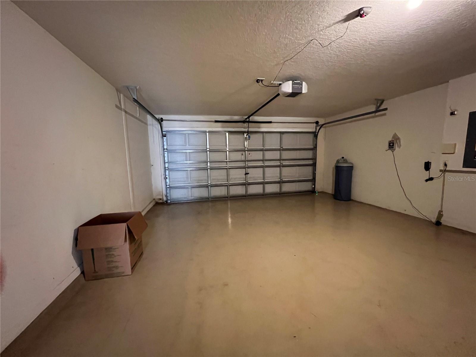 Image 26 of 28 For 17800 Ayrshire Boulevard