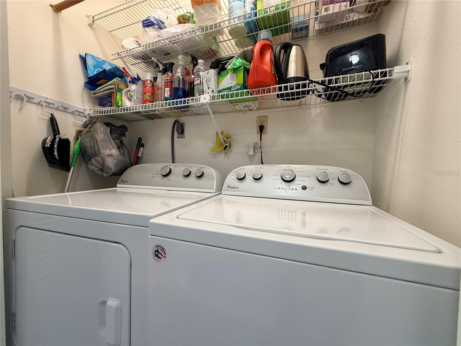 Image 19 of 43 For 2749 Countryside Boulevard 22