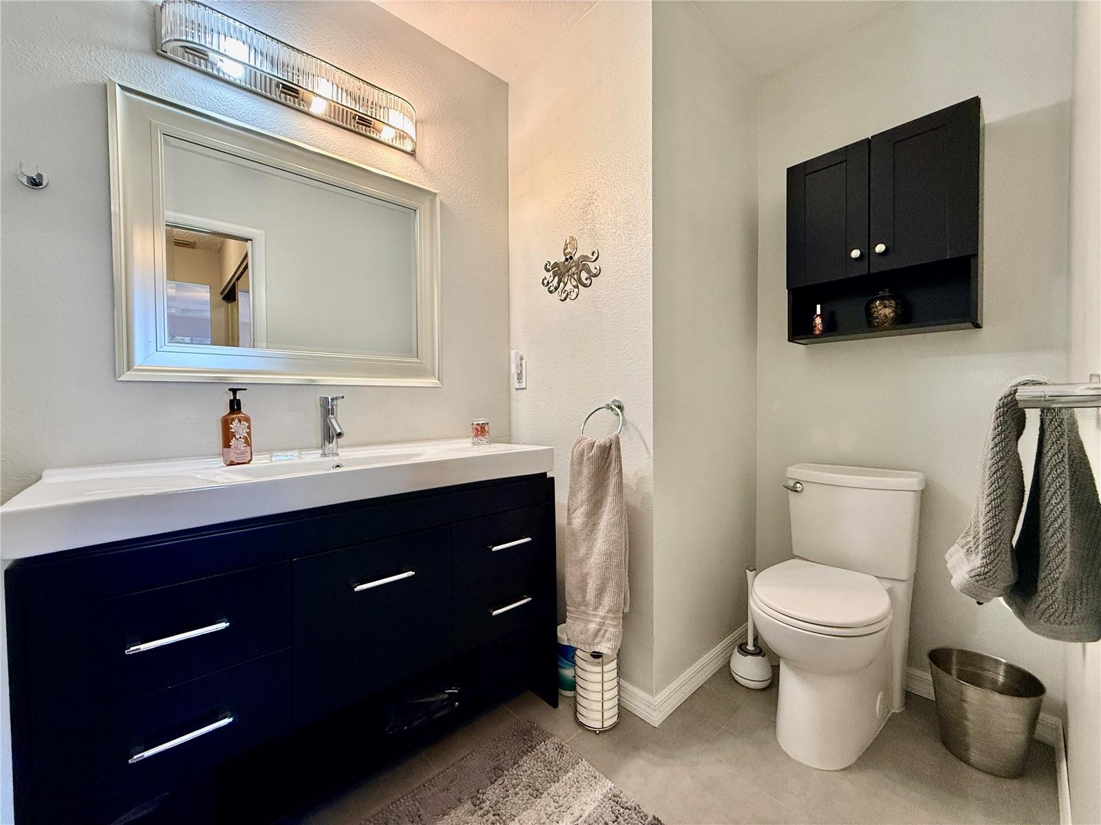 Image 23 of 43 For 2749 Countryside Boulevard 22