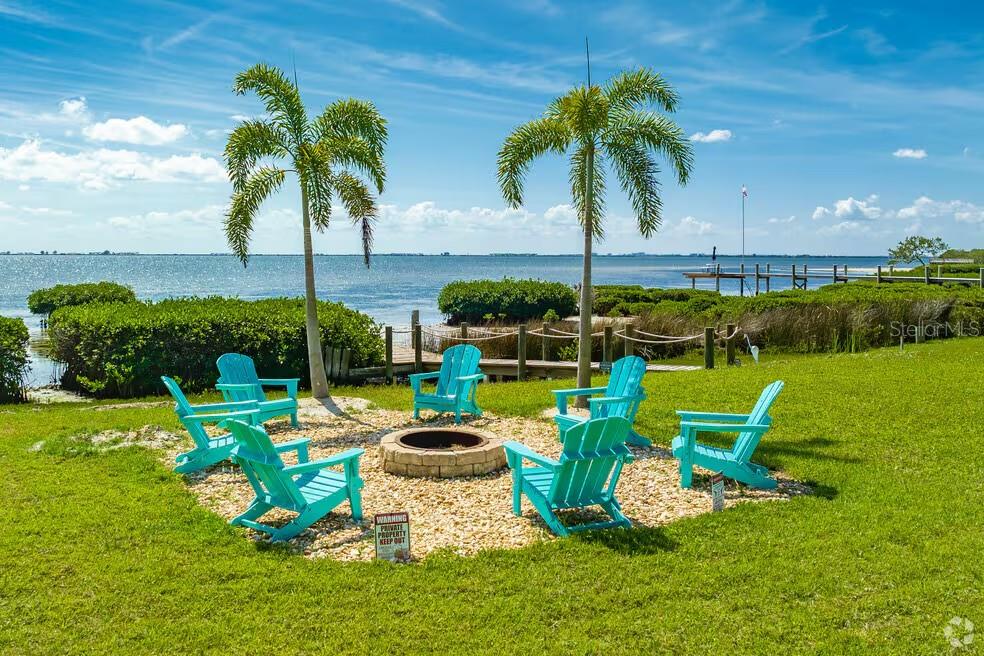 Image 42 of 43 For 2749 Countryside Boulevard 22