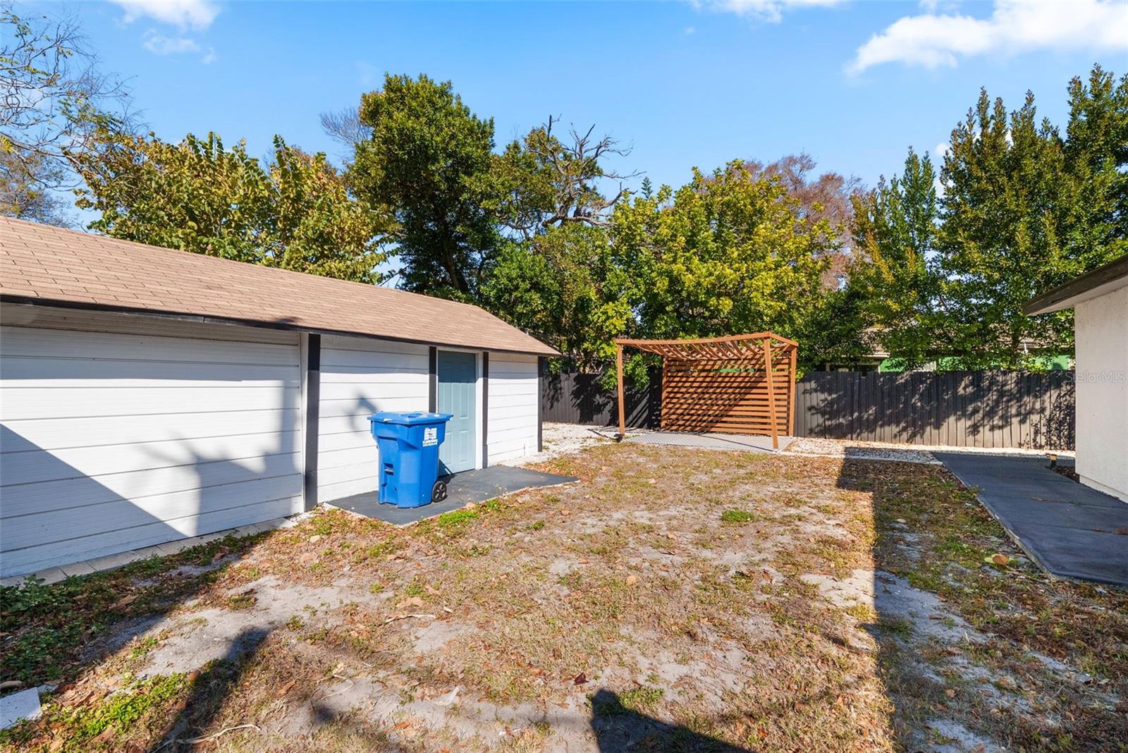 Image 31 of 35 For 315 40th Street S