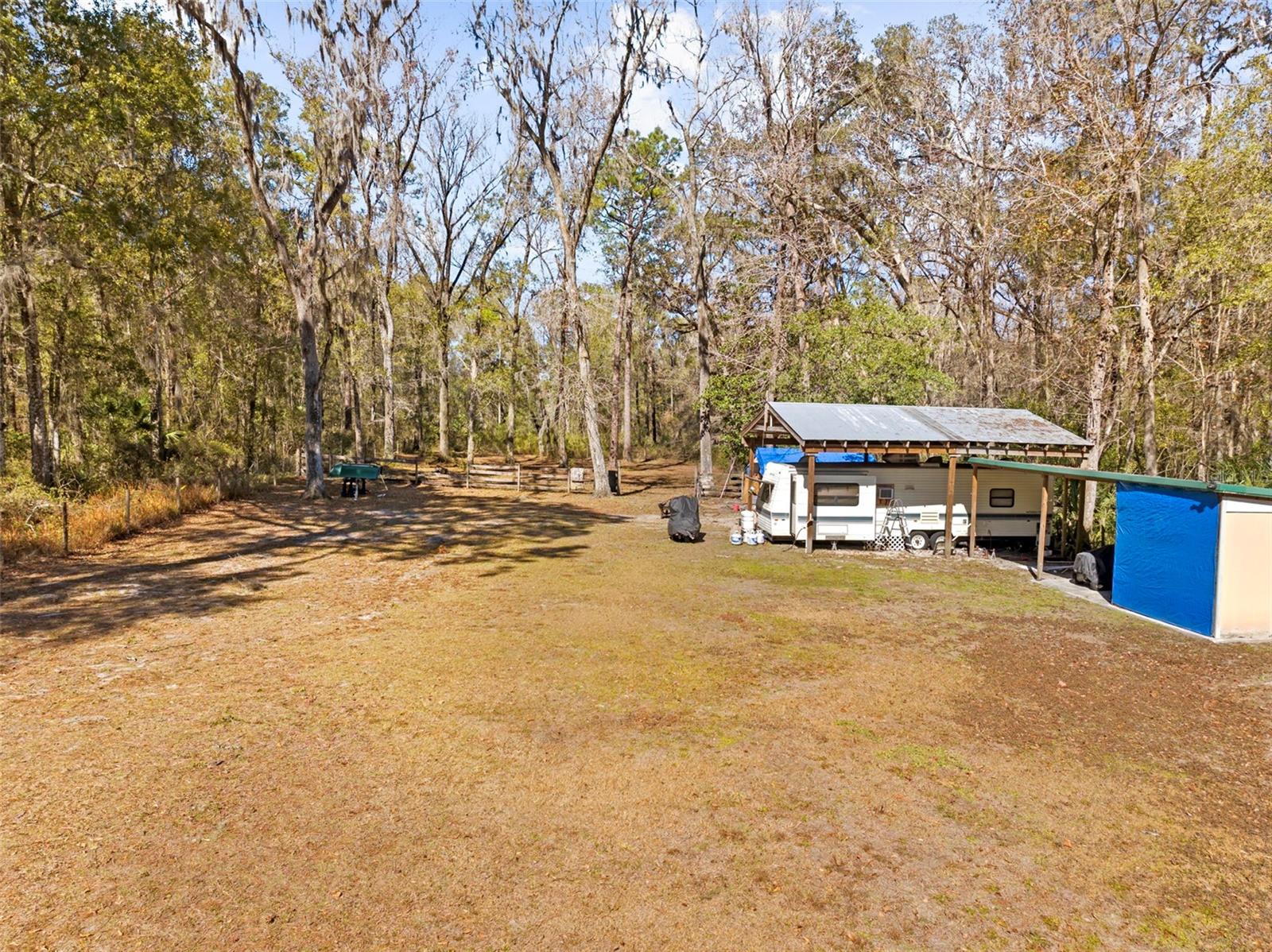 Image 10 of 42 For 17095 Frankfort Road