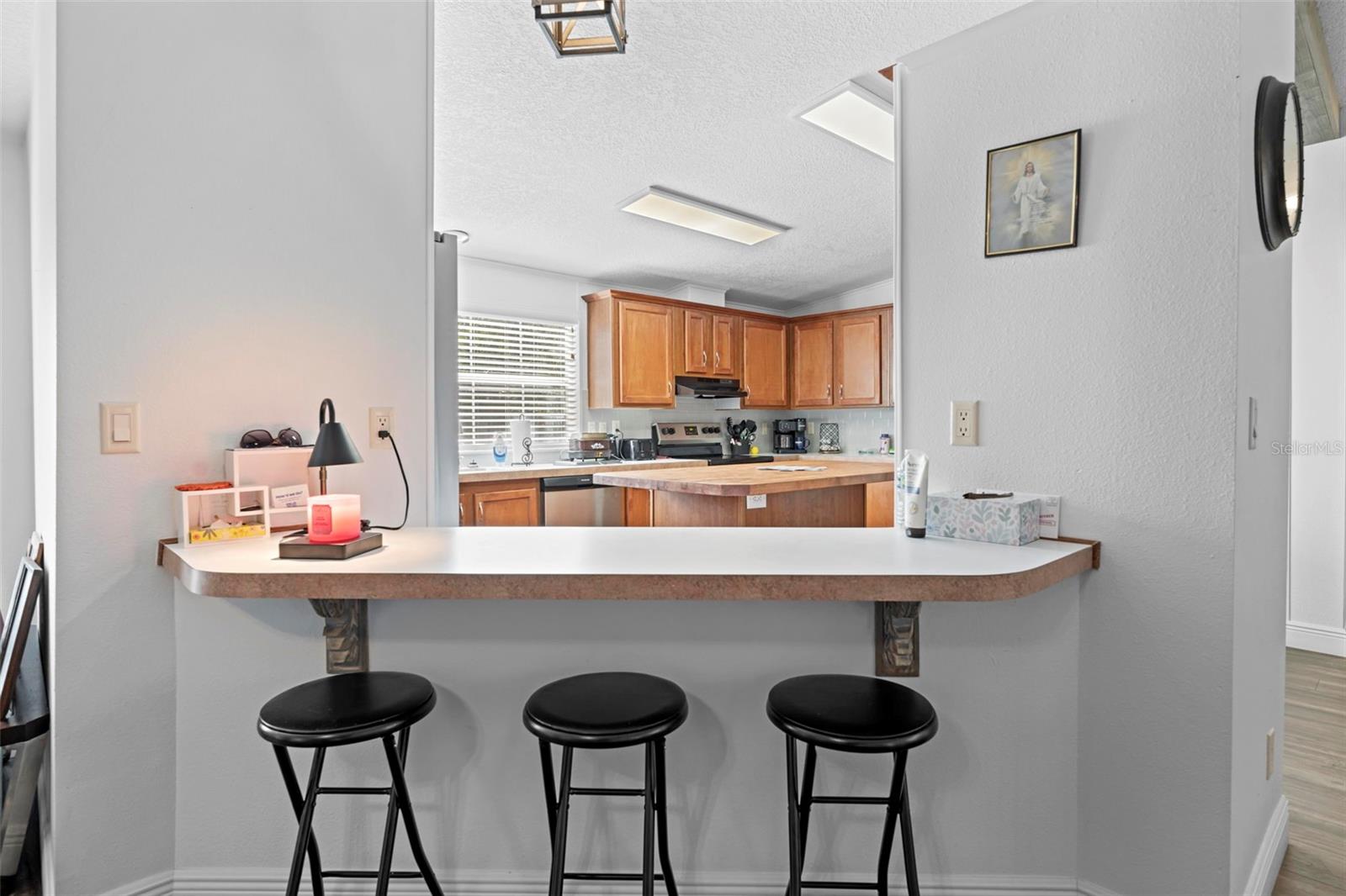 Image 21 of 42 For 17095 Frankfort Road