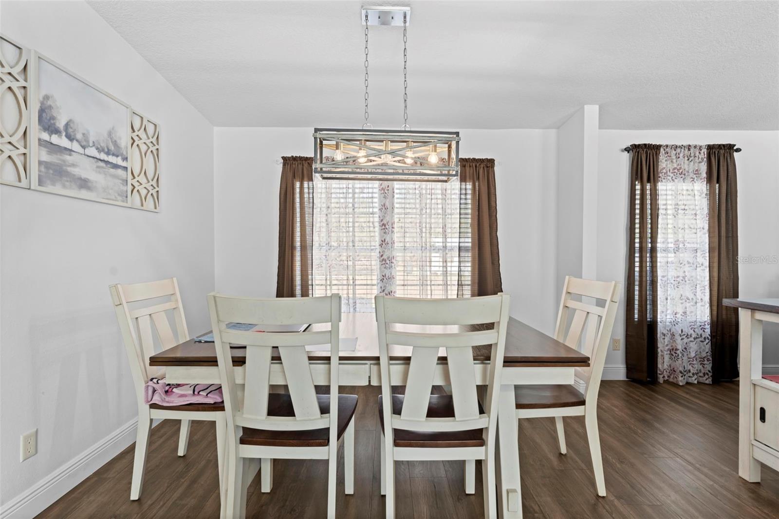 Image 24 of 42 For 17095 Frankfort Road