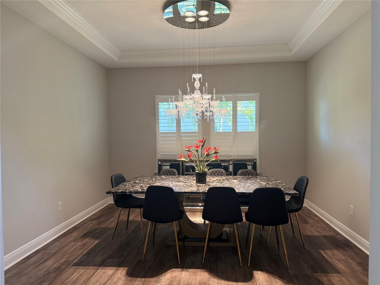 Image 17 of 76 For 7004 Mainland Avenue