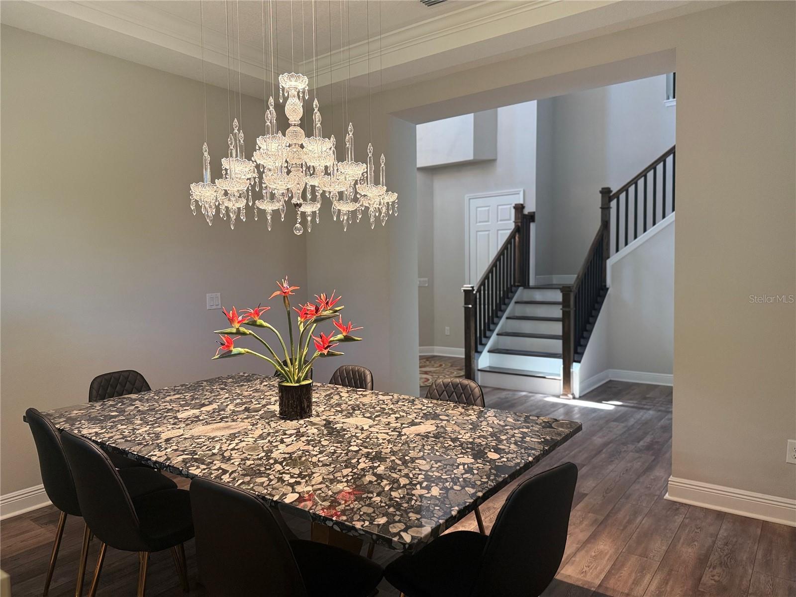 Image 18 of 76 For 7004 Mainland Avenue