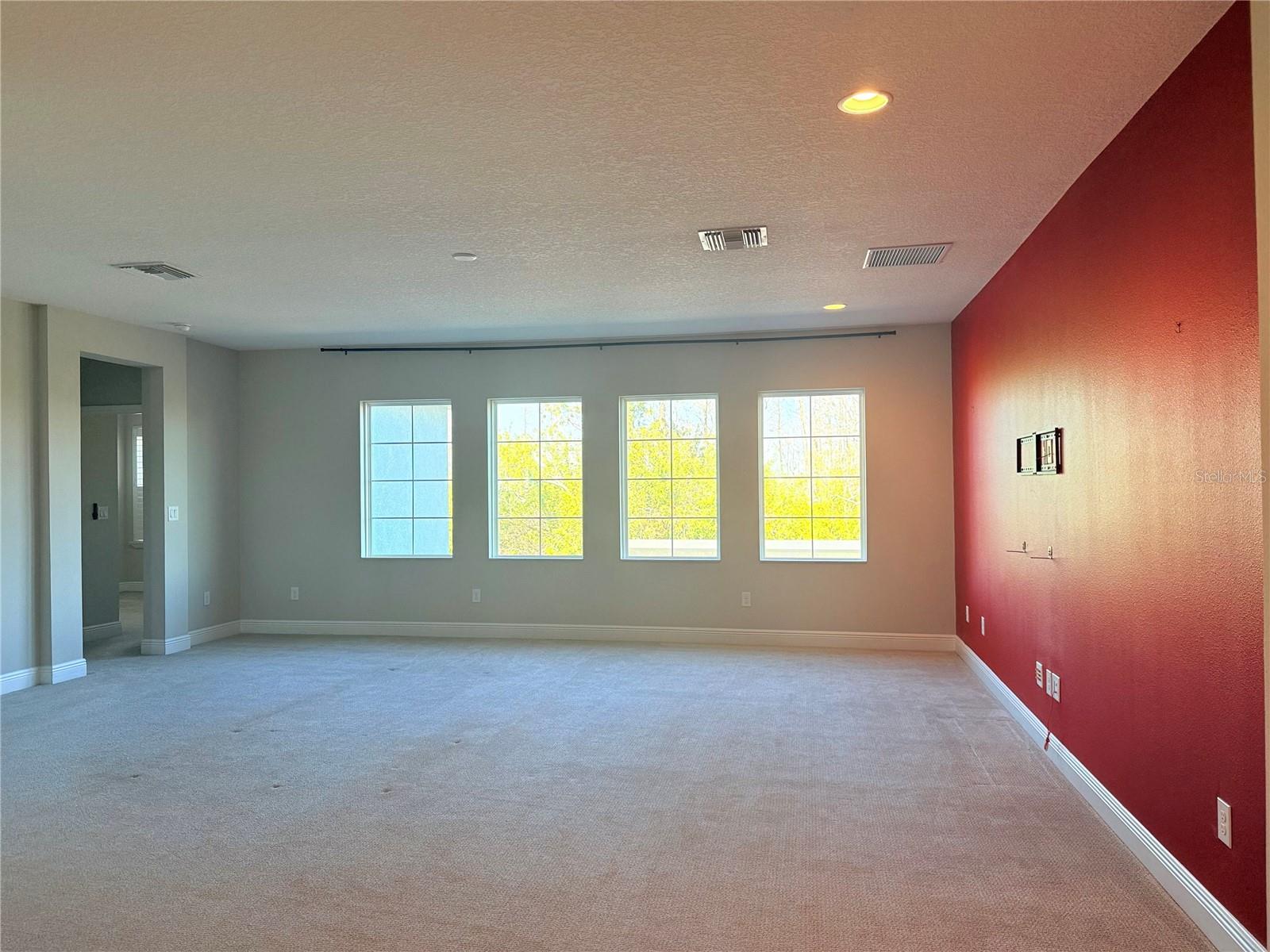 Image 47 of 76 For 7004 Mainland Avenue