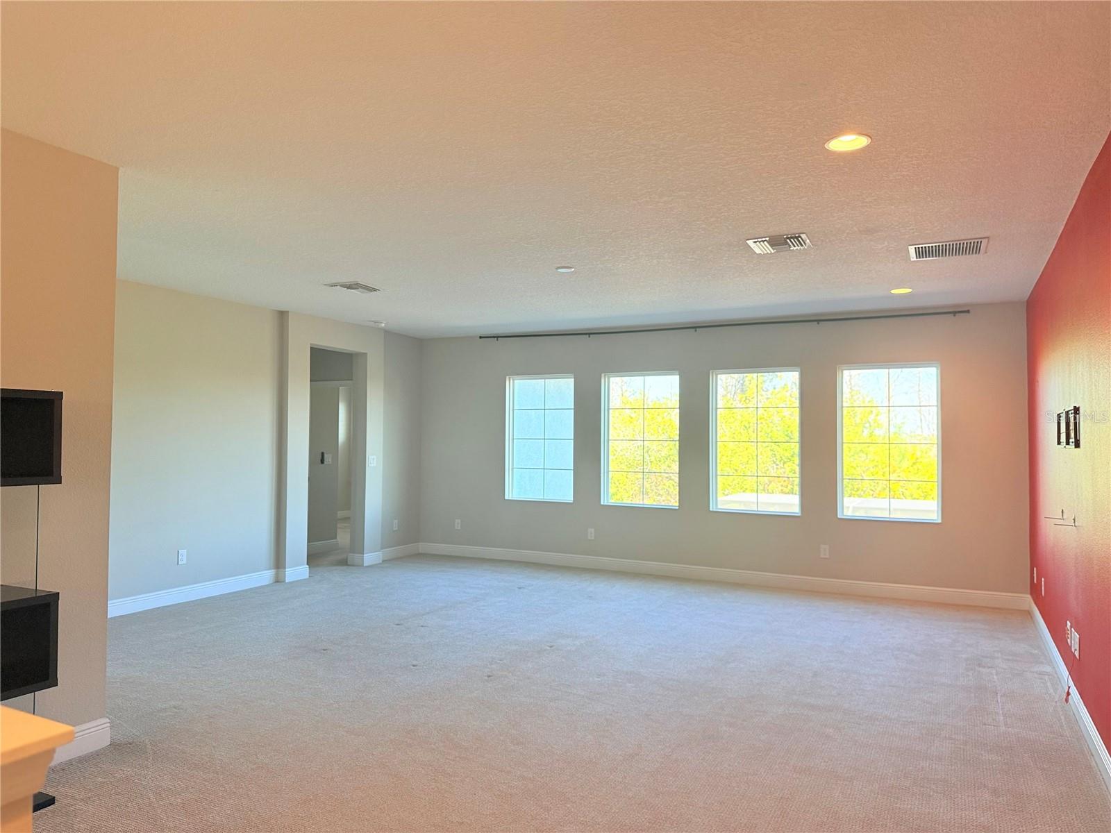 Image 48 of 76 For 7004 Mainland Avenue